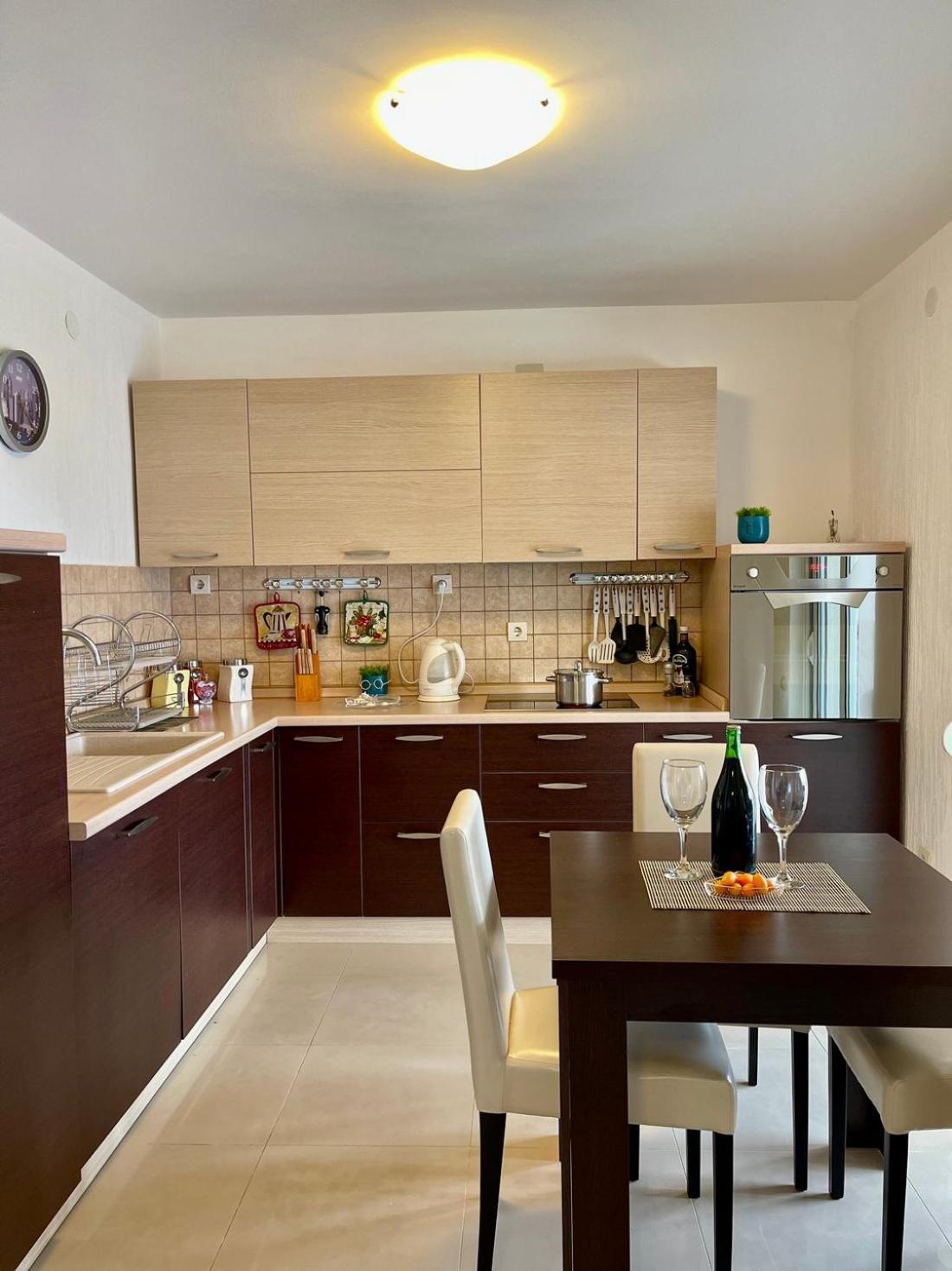 Aparthotel Family House With Pool & Sea View Bijela Esterno foto